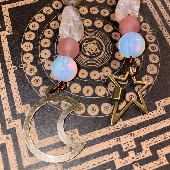 Citrine, Cherry Quartz & Moon Stone Moon & Star - Picture 3 of 3
